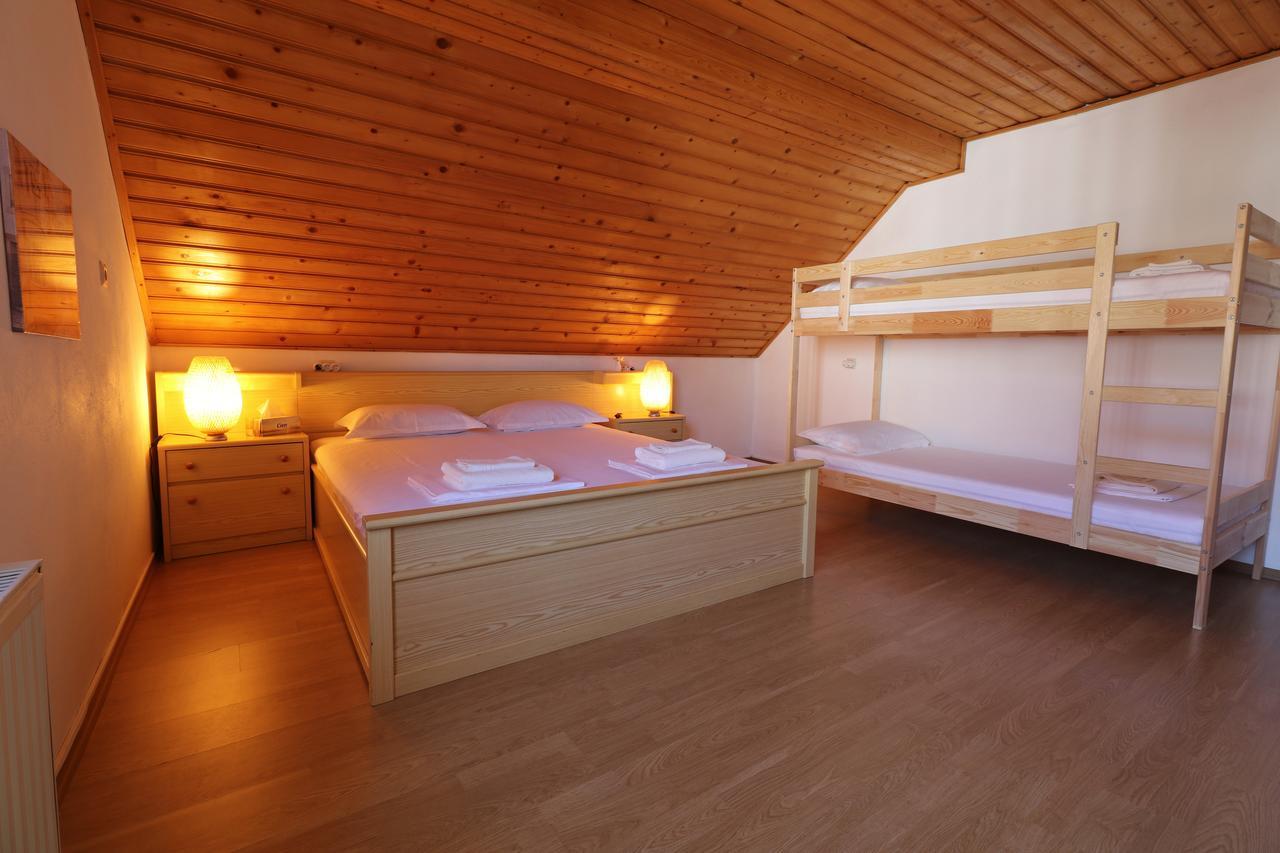 Casa 193 Motorcycle Friends Bed & Breakfast Sibiu Luaran gambar