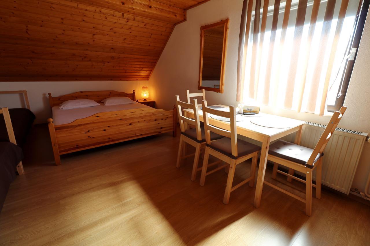Casa 193 Motorcycle Friends Bed & Breakfast Sibiu Luaran gambar