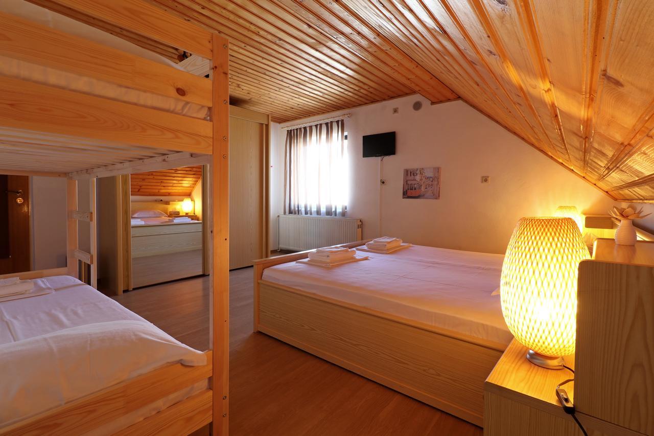 Casa 193 Motorcycle Friends Bed & Breakfast Sibiu Luaran gambar